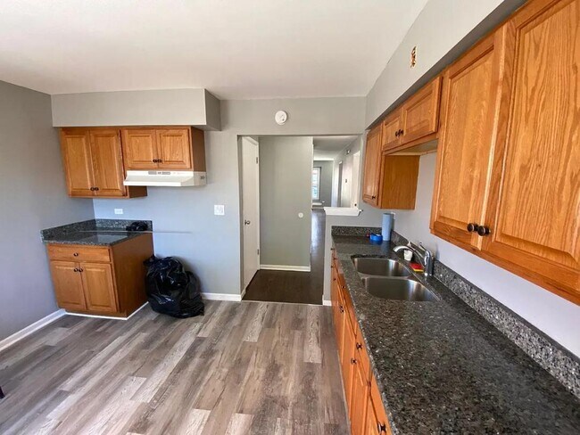 Foto del edificio - 9252 S Parnell Ave
