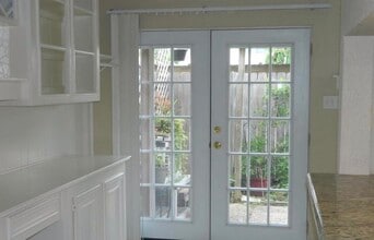 Building Photo - 1381 Country Pl Dr