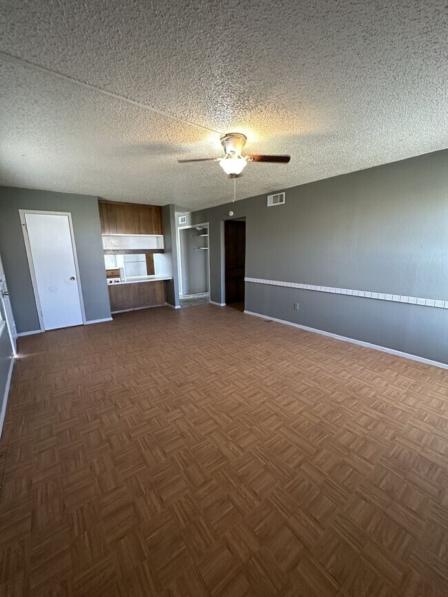 Foto del edificio - 5706 Brownfield Dr