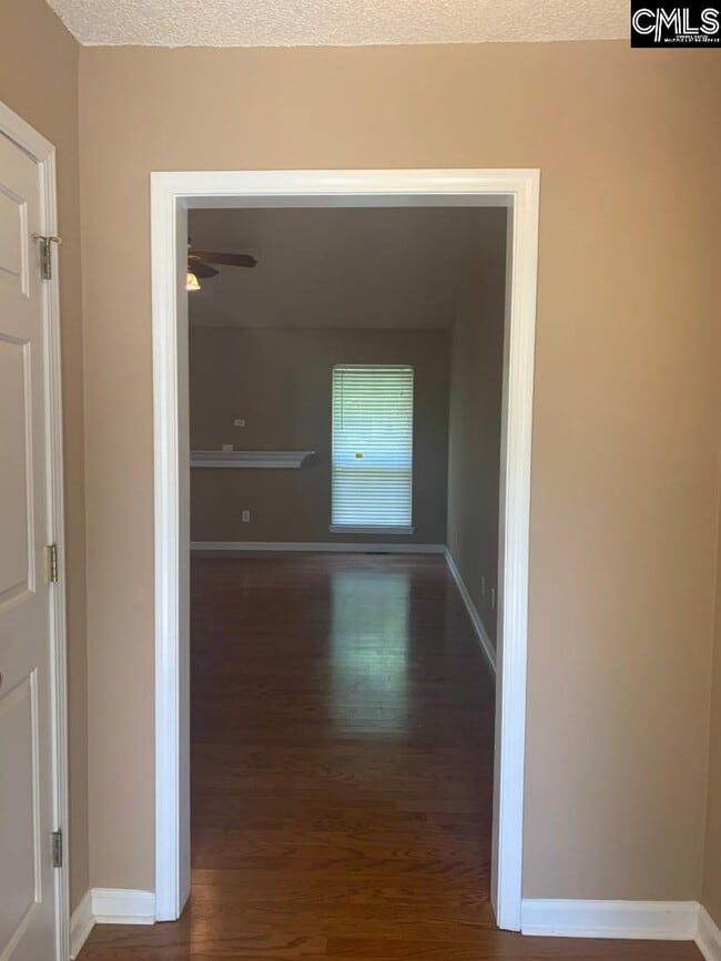 Building Photo - 501 Beech Branch Dr