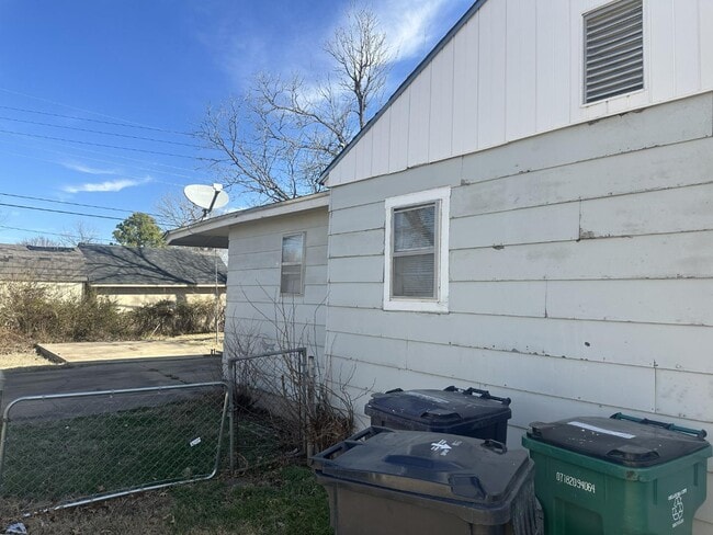 Foto del edificio - 1421 SW 46th St
