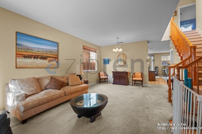 Building Photo - 521 Black Walnut Pl