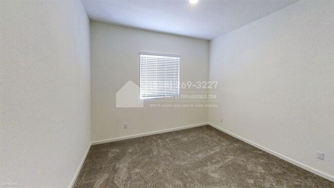 Building Photo - 1 br, 1 bath Duplex - 8128 Bossa Nova Way ...