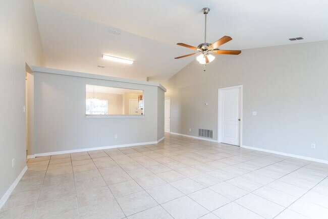 Foto del edificio - 14816 Windy Mt Cir