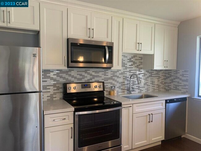 Foto del edificio - 1437 Marchbanks Dr