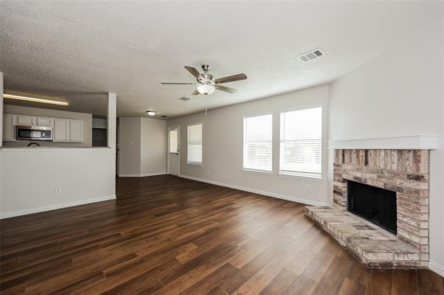 Building Photo - 664 Lowe Dr