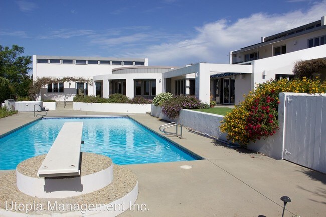 Building Photo - 3 br, 3 bath House - 1164 Camino Del Rio