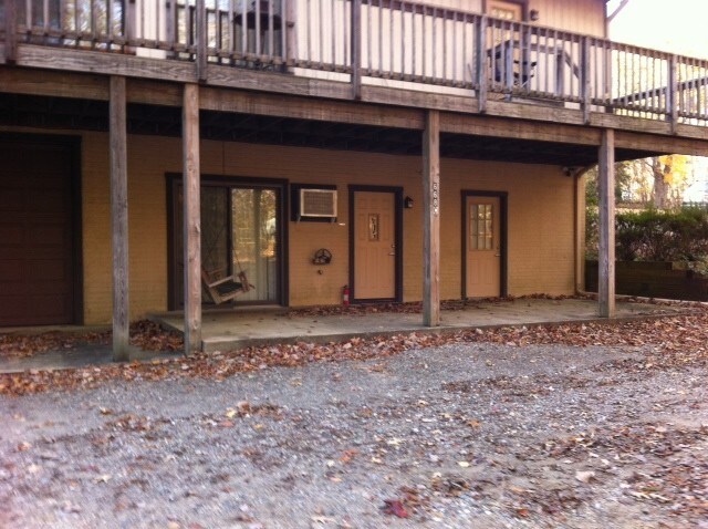 Foto del edificio - 668 Old Herald Harbor Rd