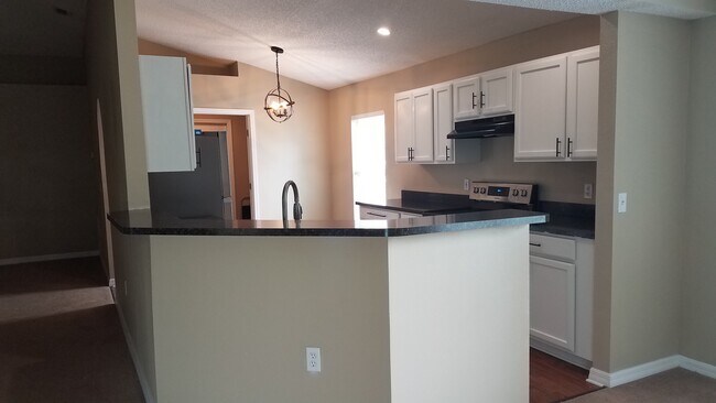 Foto del edificio - 7332 Gum Tree Rd