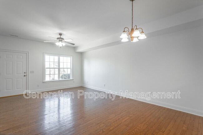 Building Photo - 7500 Noah Reid Rd