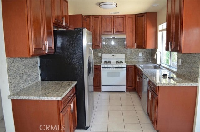 Building Photo - 2031 Pepperwood Ln
