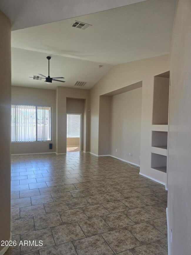 Foto del edificio - 13221 S 176th Ave