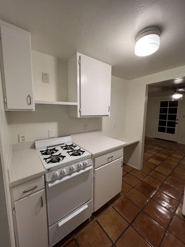 Foto del edificio - 1023 E Meadowbrook Ave