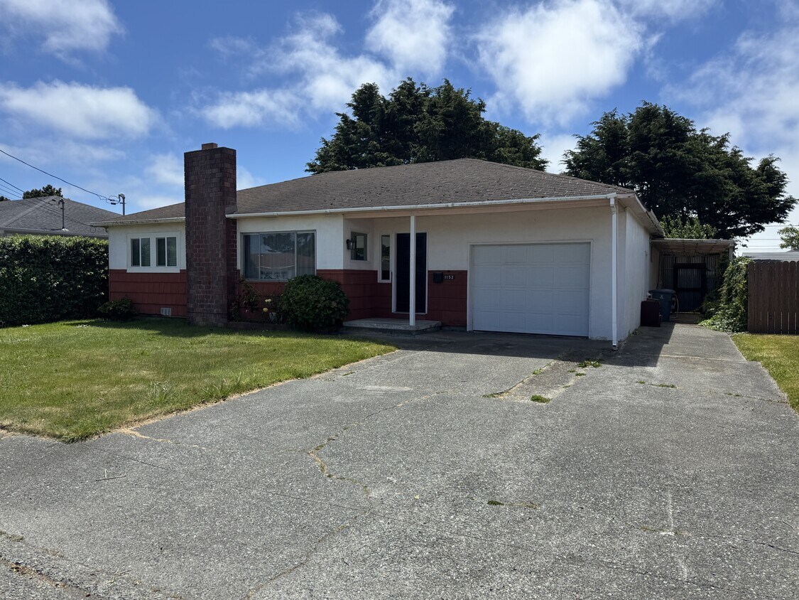 Foto principal - 1152 A St