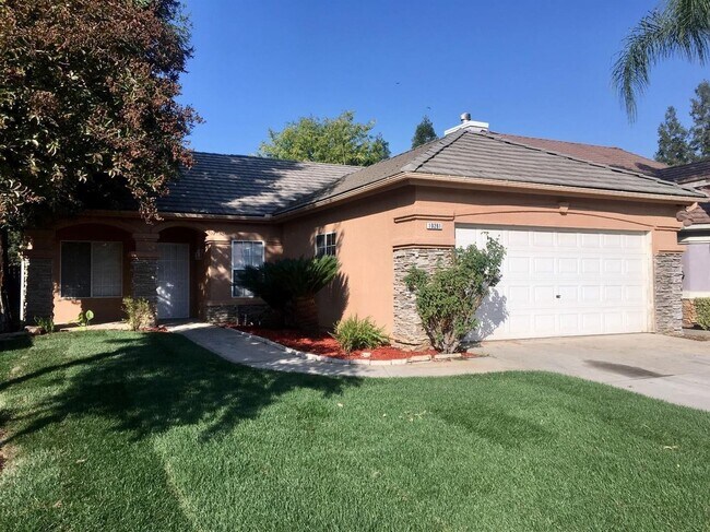 Building Photo - 3 br, 2 bath House - 10281 N Whitney Ave