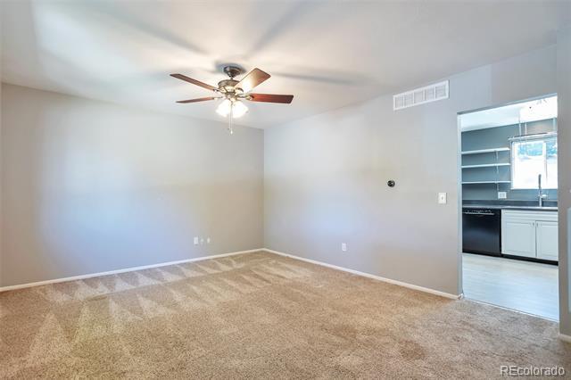 Foto del edificio - 14808 E Tufts Ave