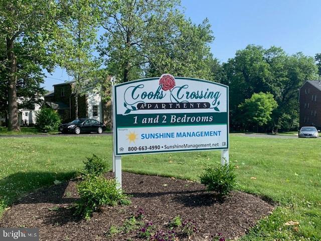 Building Photo - 903 Cooks Ln