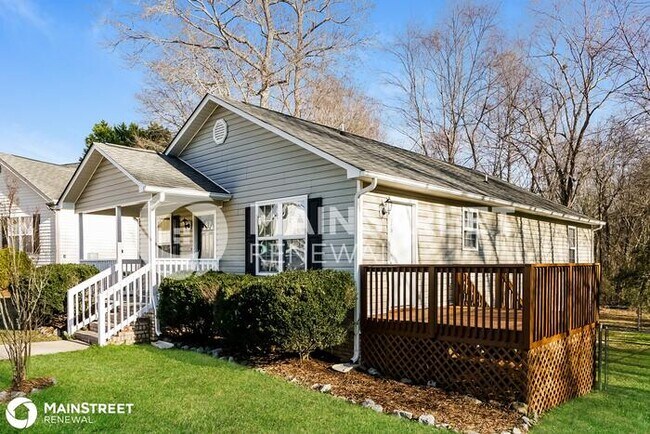 Building Photo - 240 MITCHELL AVE, CLAYTON, NC 27520