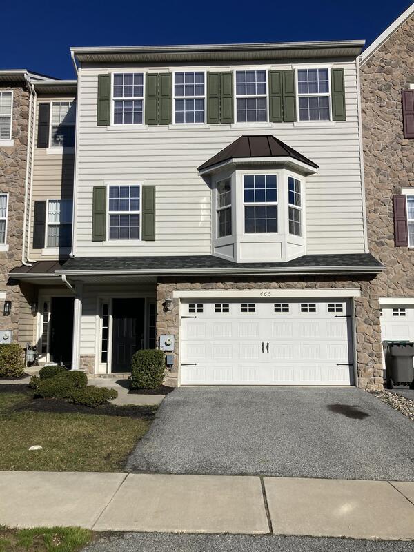 Primary Photo - 465 Jacobsen Drive