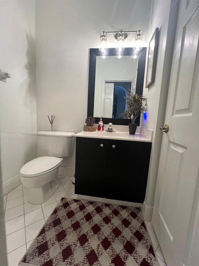 Foto del edificio - 5621 NW 112th Ct