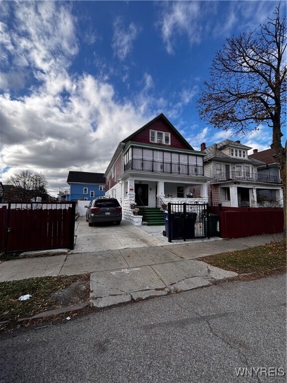 Foto del edificio - 432 Wohlers Ave