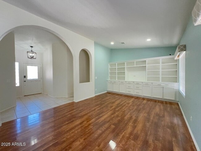 Building Photo - 3876 Camino del Vara