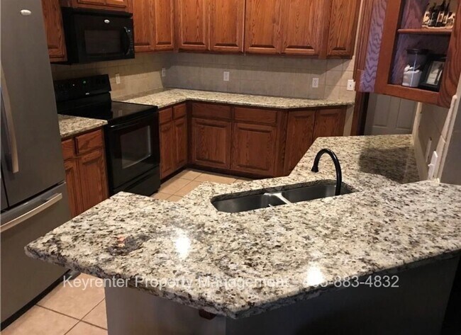 Foto del edificio - Beautiful 3 Bedroom / 2 Bathroom home in Moore School District!