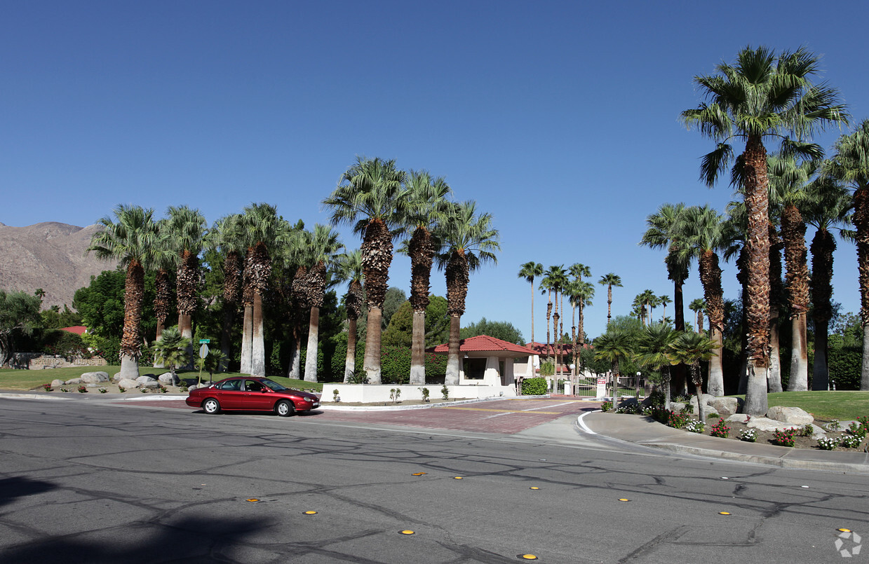 Foto principal - Palm Springs Villas II