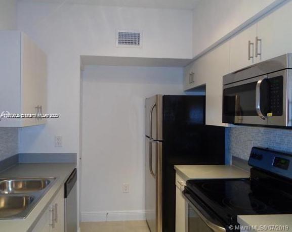 Foto del edificio - 11625 W Atlantic Blvd