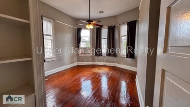 Building Photo - 7414 Burthe St
