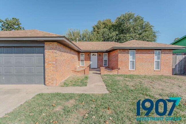 Building Photo - SPECIAL OFFER! Move In Now & Get 50% Off Your First & Second Month's Rent!  Beautifully Updated 3...