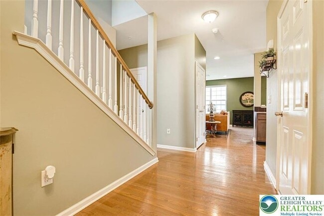 Foto del edificio - 4492 Cottonwood Dr