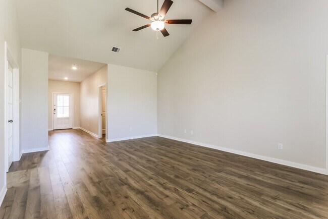 Building Photo - 405 San Miguel Crk Dr