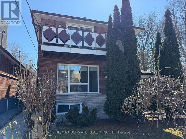 Building Photo - 43 Chapman Ave