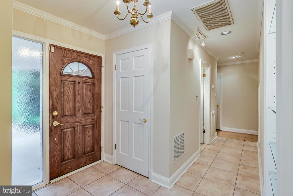 Primary Photo - 14904 Claude Ln