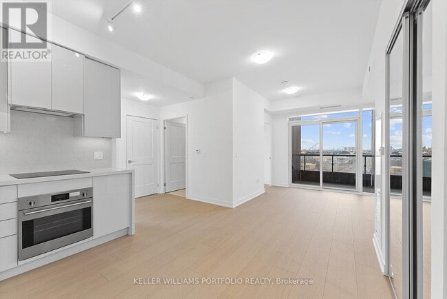 Building Photo - 498 Caldari Rd