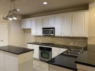Building Photo - 434 W La Villita Blvd