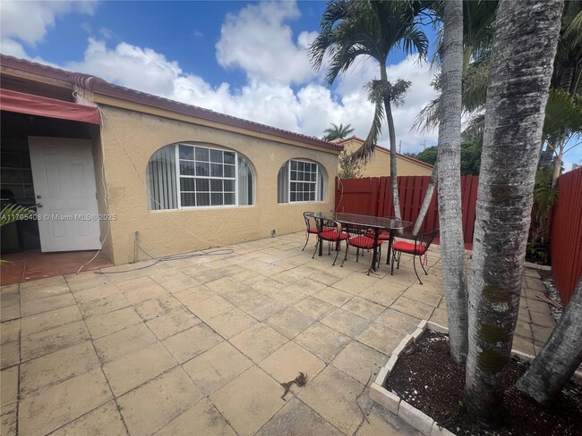 Foto del edificio - 11720 SW 103rd Ln