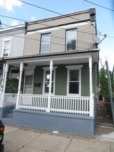 Building Photo - 503 Linden Ave