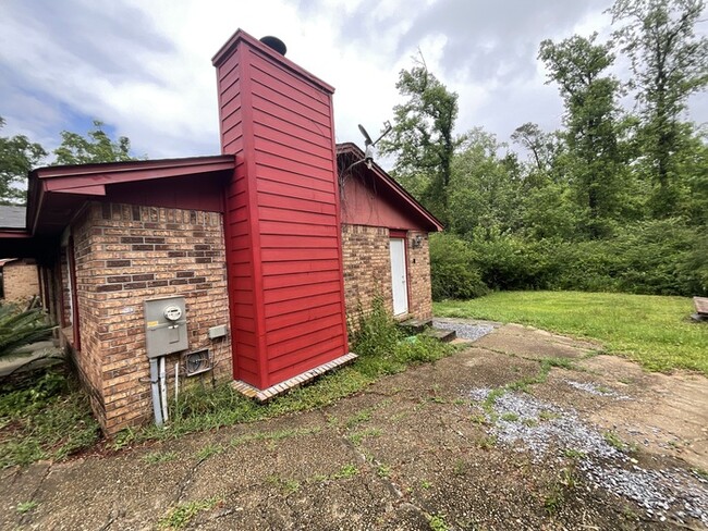 Building Photo - 815 Brookmeadow Dr