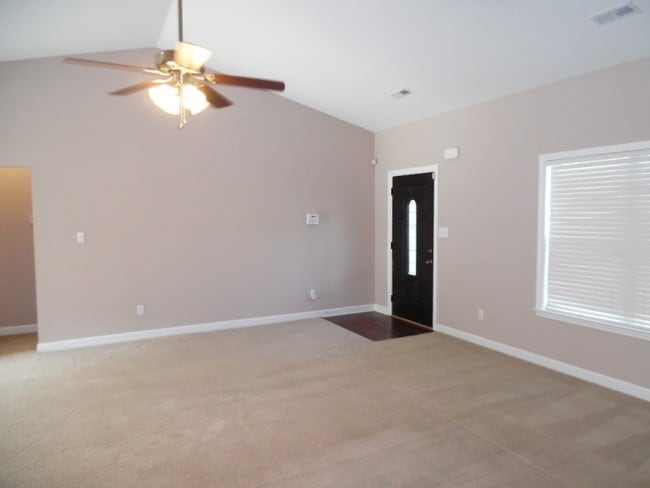 Building Photo - 312 Inverness Dr