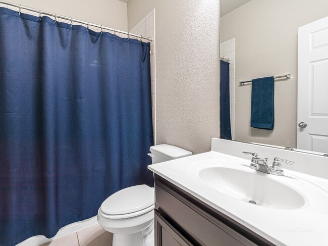 Building Photo - 14106 Pinebrook Thistle Ct