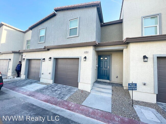 Foto del edificio - 3 br, 2.5 bath House - 4495 Honey Hills Ave
