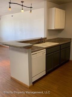 Foto del edificio - 810 E Laramie St