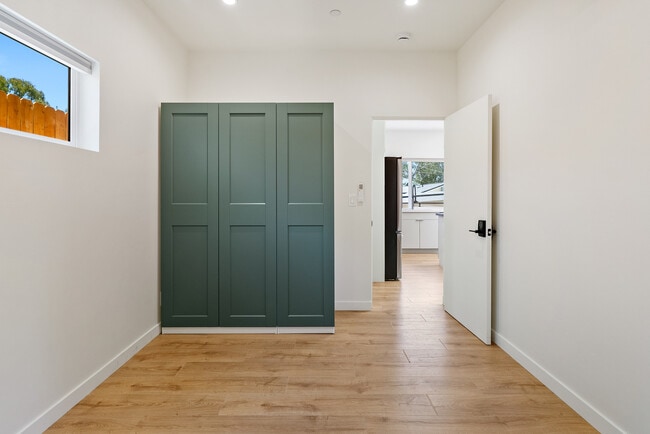 Building Photo - 325 Cerro Romauldo Ave