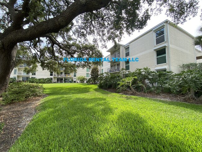 Foto del edificio - Bayshore Dr 3325-C33