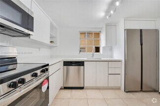 Building Photo - 8500 SW 109th Ave