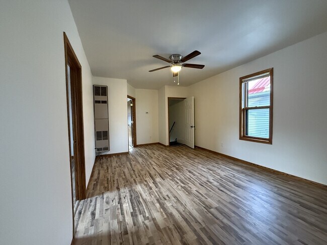 Foto del edificio - 1739 S 14th St