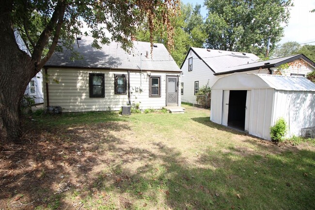 Building Photo - Beautiful Home in Westland