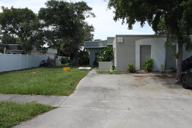 Foto del edificio - 673 Ipswich St